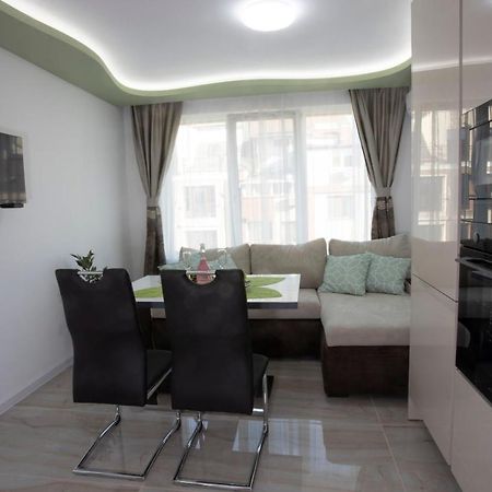 Appartement Апартамент За Гости Ивви-2 à Burgas Extérieur photo
